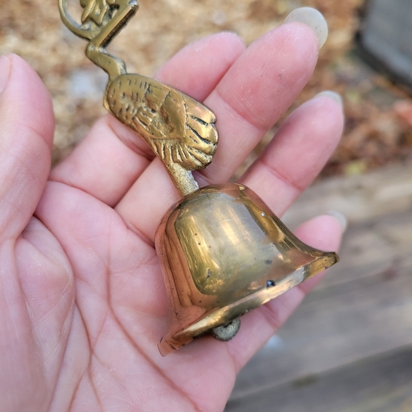 Beautiful Chinese Brass Crane Heron Bird Bell About 4" Tall Collectible - Picture 5 of 9